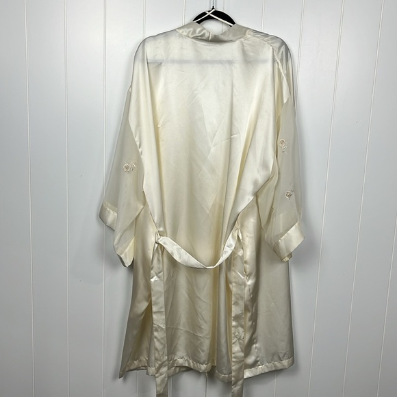 Valerie Stevens Womens Robe XL Cream Wide Sleeves Embroidery Pockets Belt Poly - Picture 8 of 12